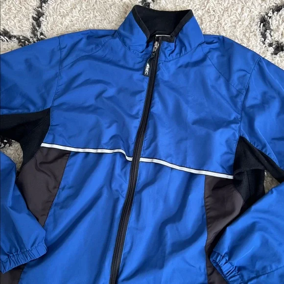 (4) Mec Running Jacket - Picture 2 of 4